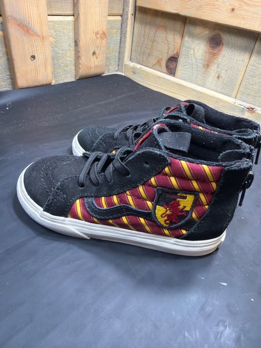 Vans Harry Potter Gryffindor Sk8-Hi Zip Toddler Boys Sneakers Size 9 US 25.5 EU! - Picture 5 of 11